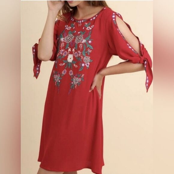 Umgee Boho Embroidered Floral Red Dress Open Tied Sleeve Size Small - Picture 1 of 12